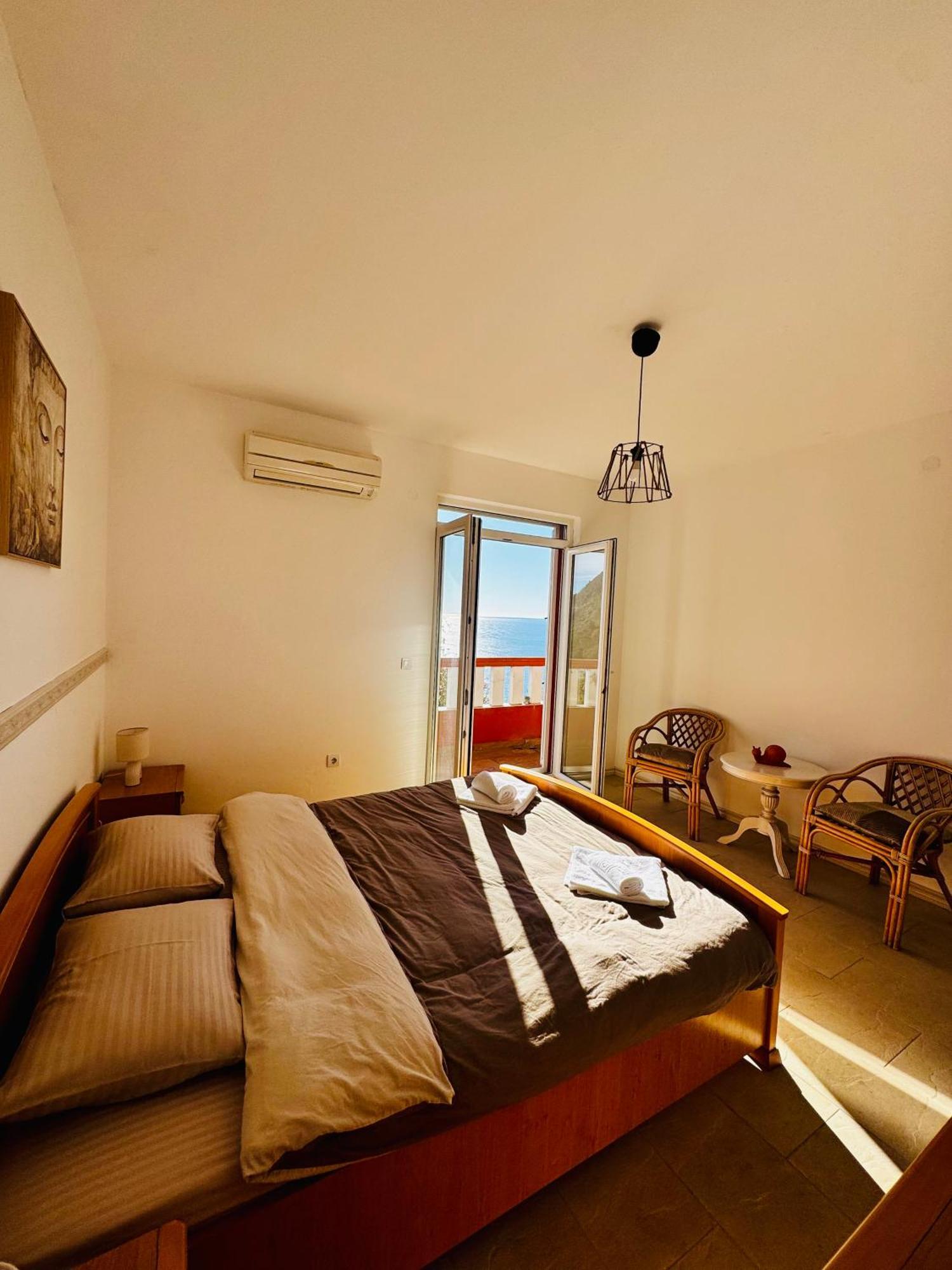 Budva Felix Suites Extérieur photo