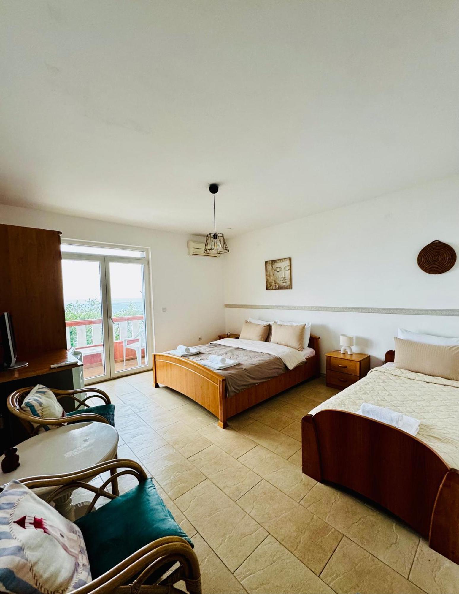 Budva Felix Suites Extérieur photo